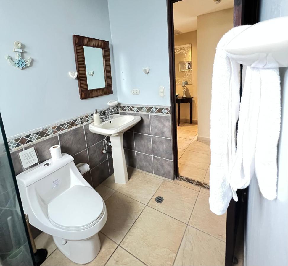 Beachfront Condo Bahia Encantada L1 Jaco Beach Eksteriør billede